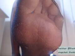 frankicavalli gives you a close up of her nylon covered toes