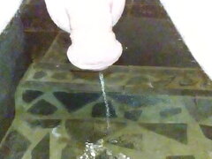 Pissing on Safari in shower